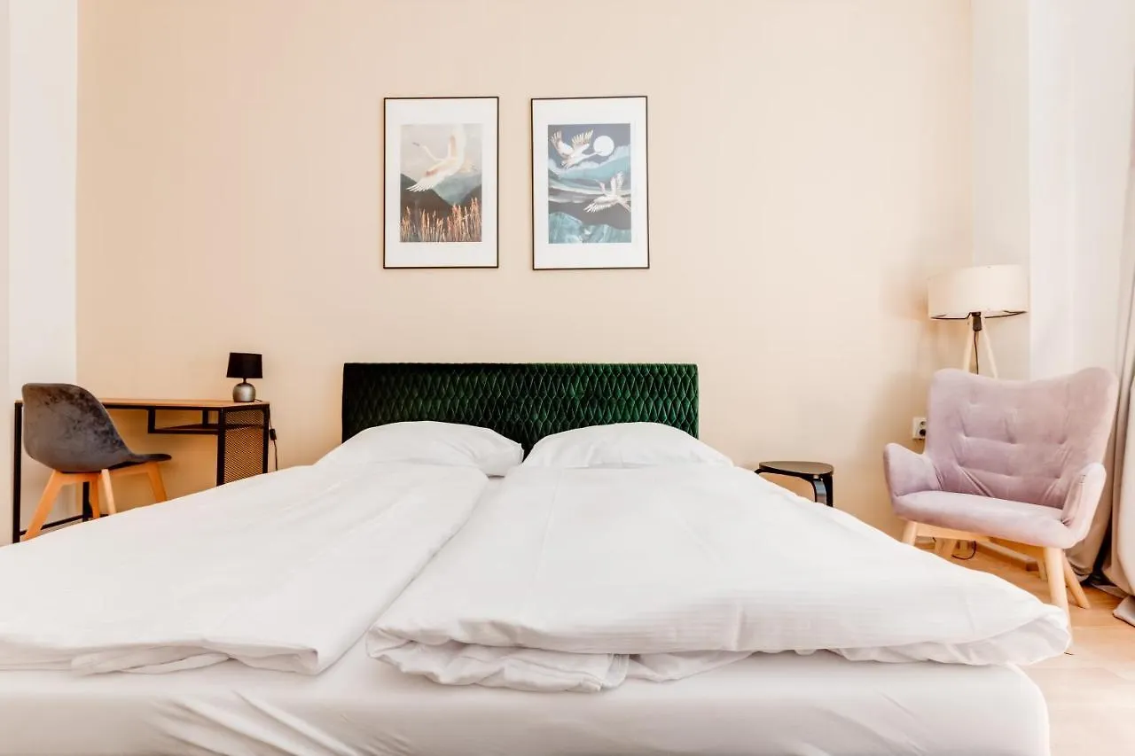 Riben House Prague Aparthotel