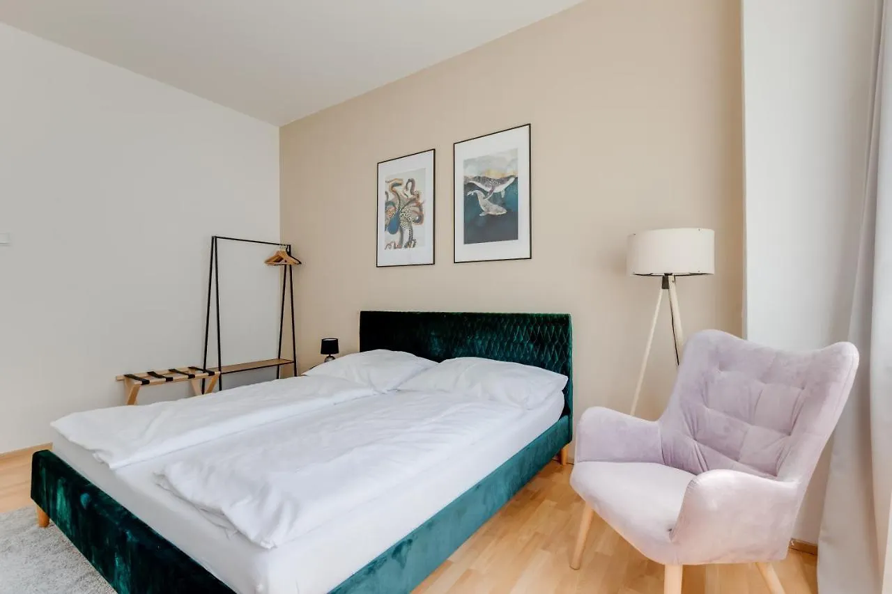Riben House Prague Aparthotel