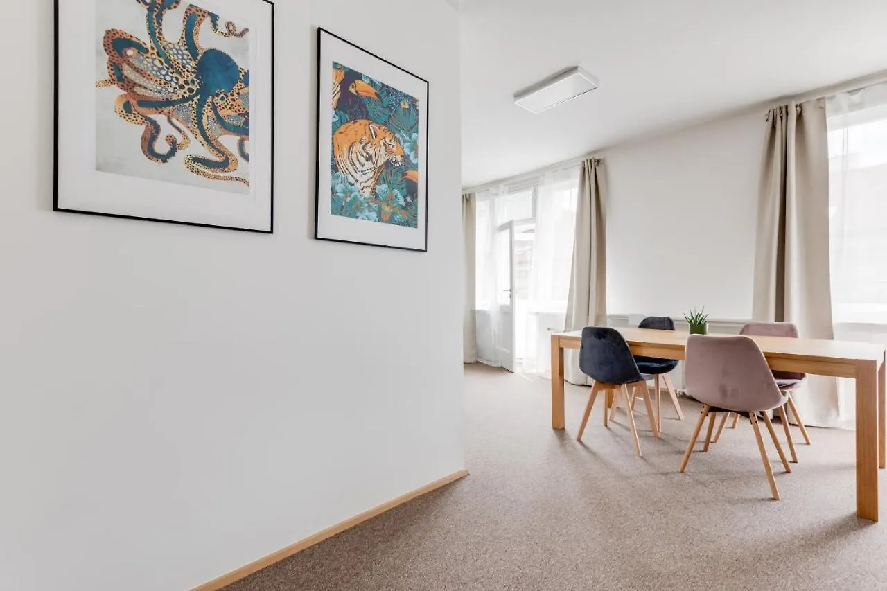 Riben House Prague Aparthotel 0*,