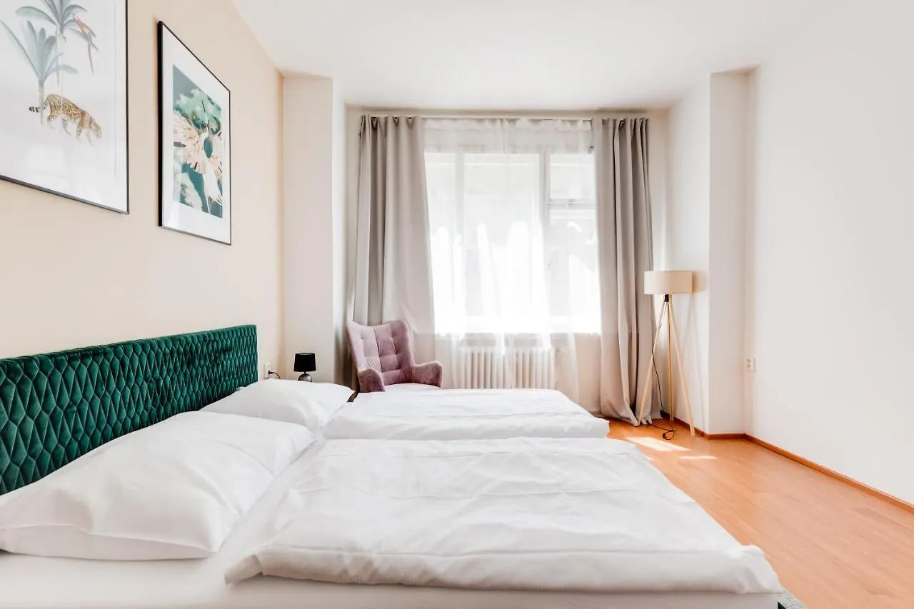 Riben House Prague Aparthotel