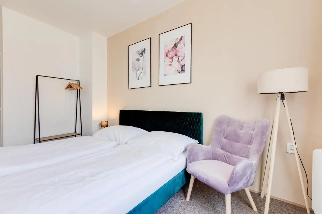 Riben House Prague Aparthotel