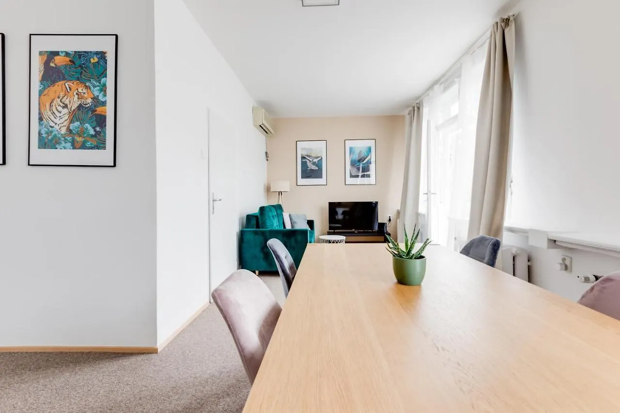 Riben House Prague Aparthotel