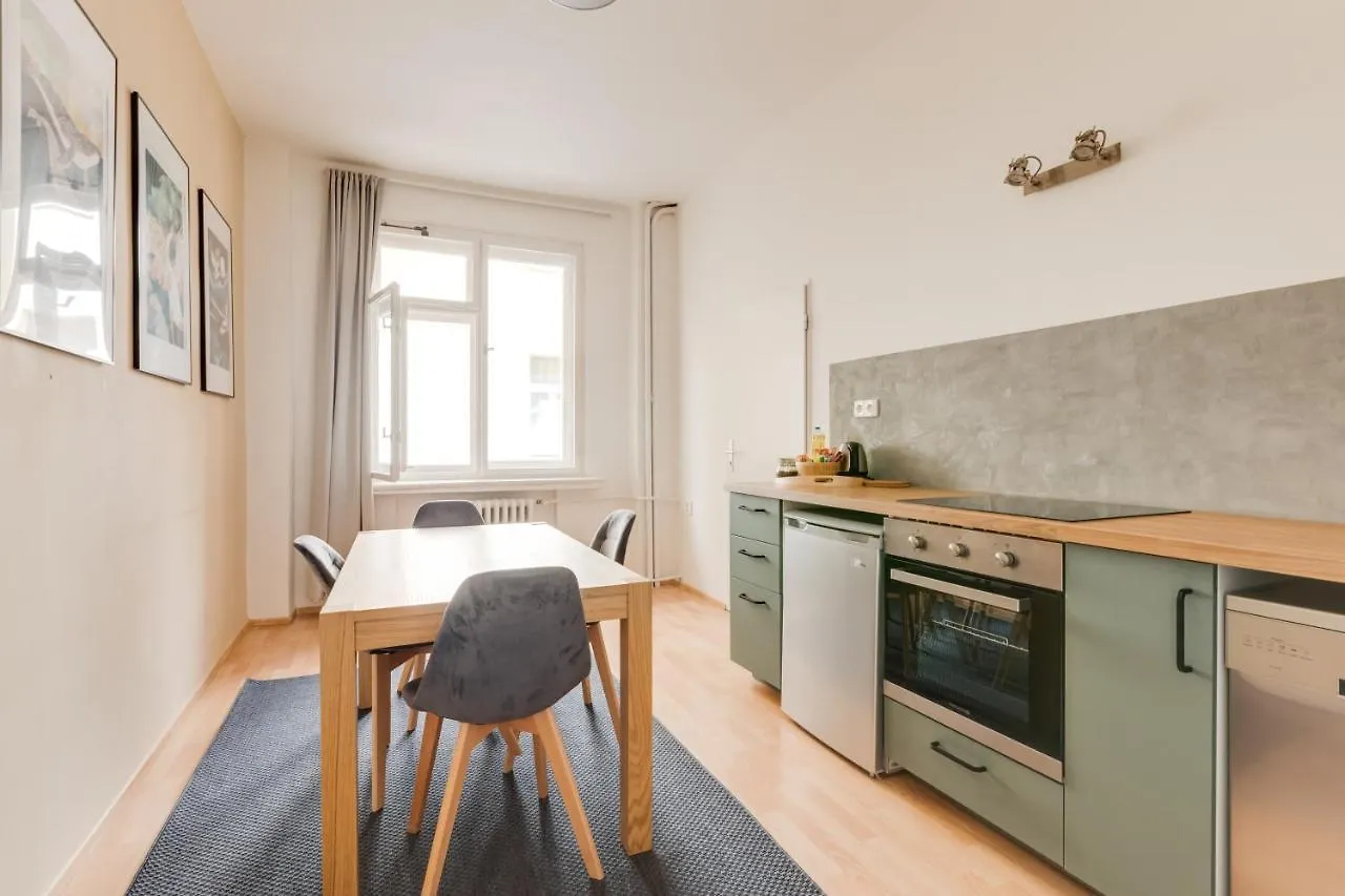 Riben House Prague Aparthotel